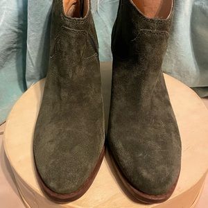 Lucky Brand boots suede size 10